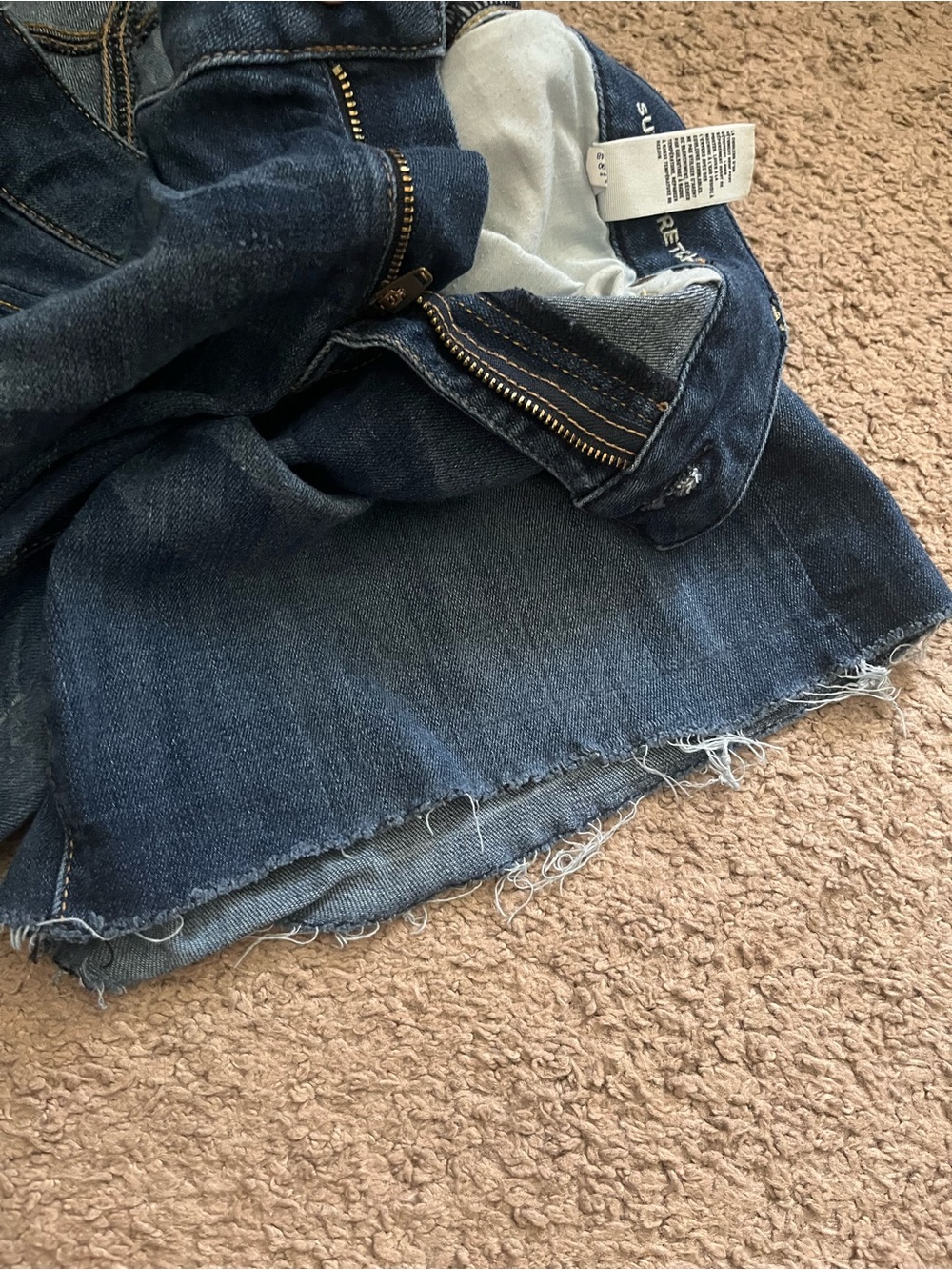 American Eagle Super Stretch Shorts Size 14 - Picture 4 of 6